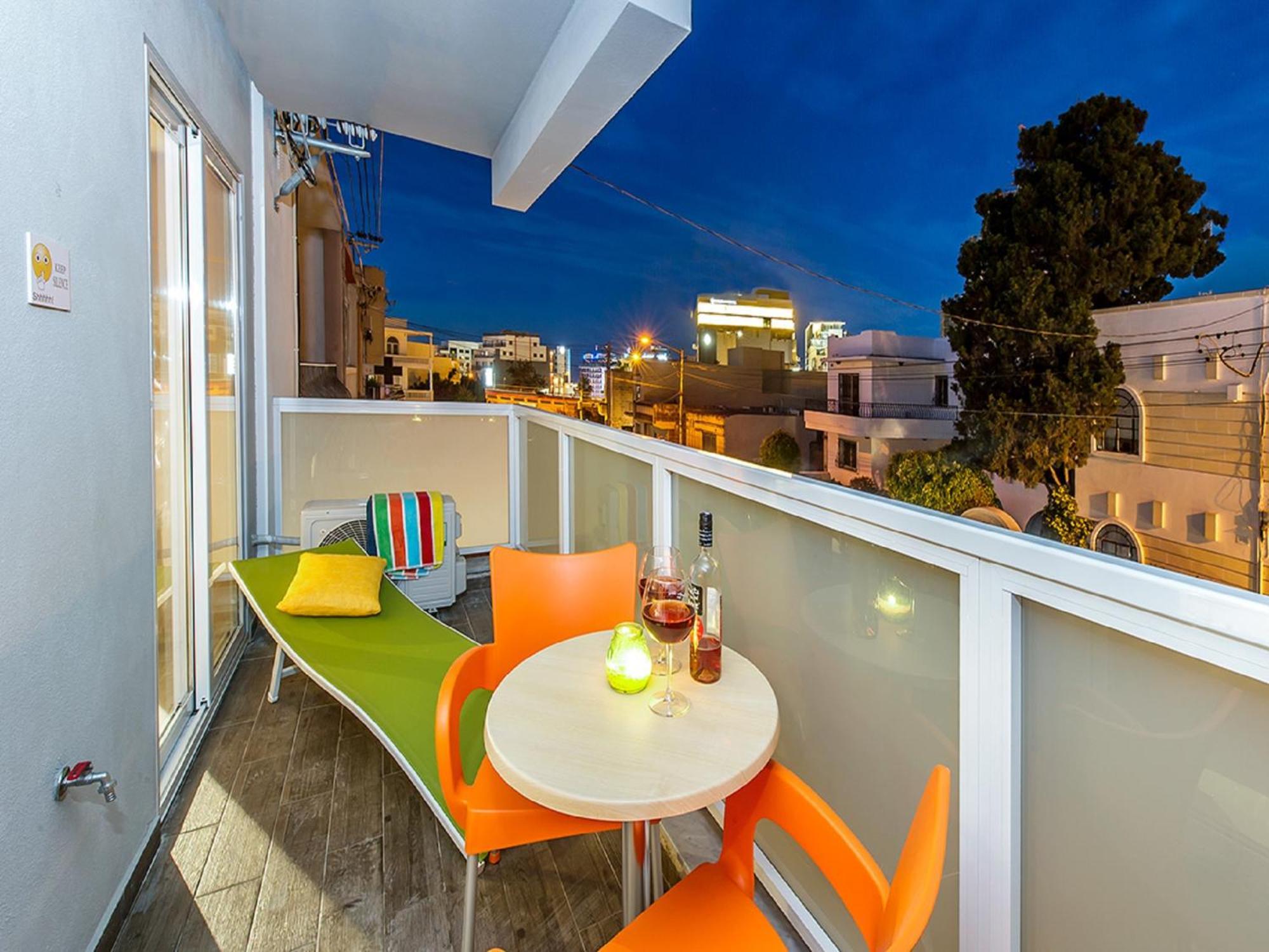 Bayside Apartments Сент Джулианс Экстерьер фото
